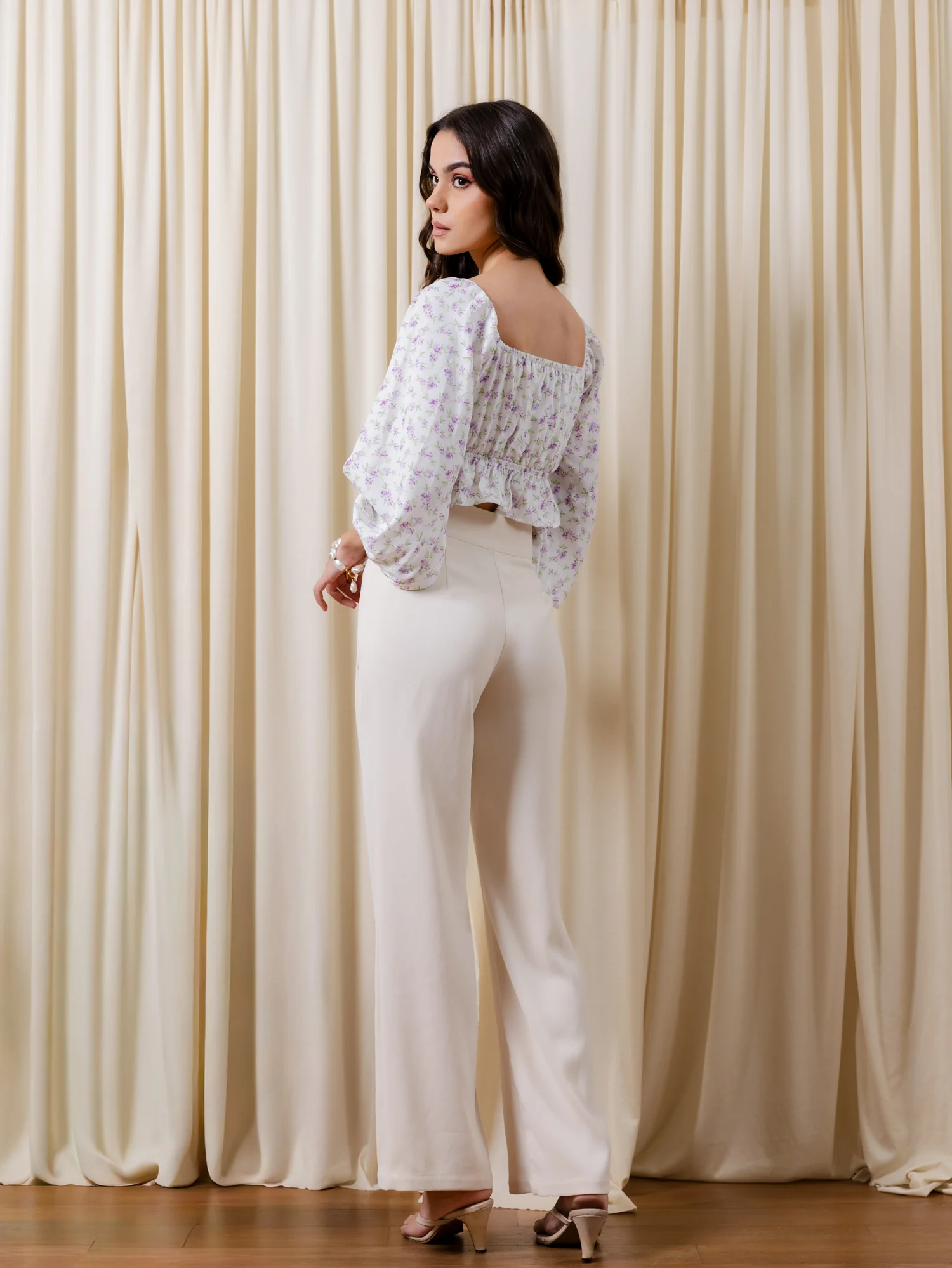 Balloon Sleeved Front Tie Up Bustier Top - Image 3