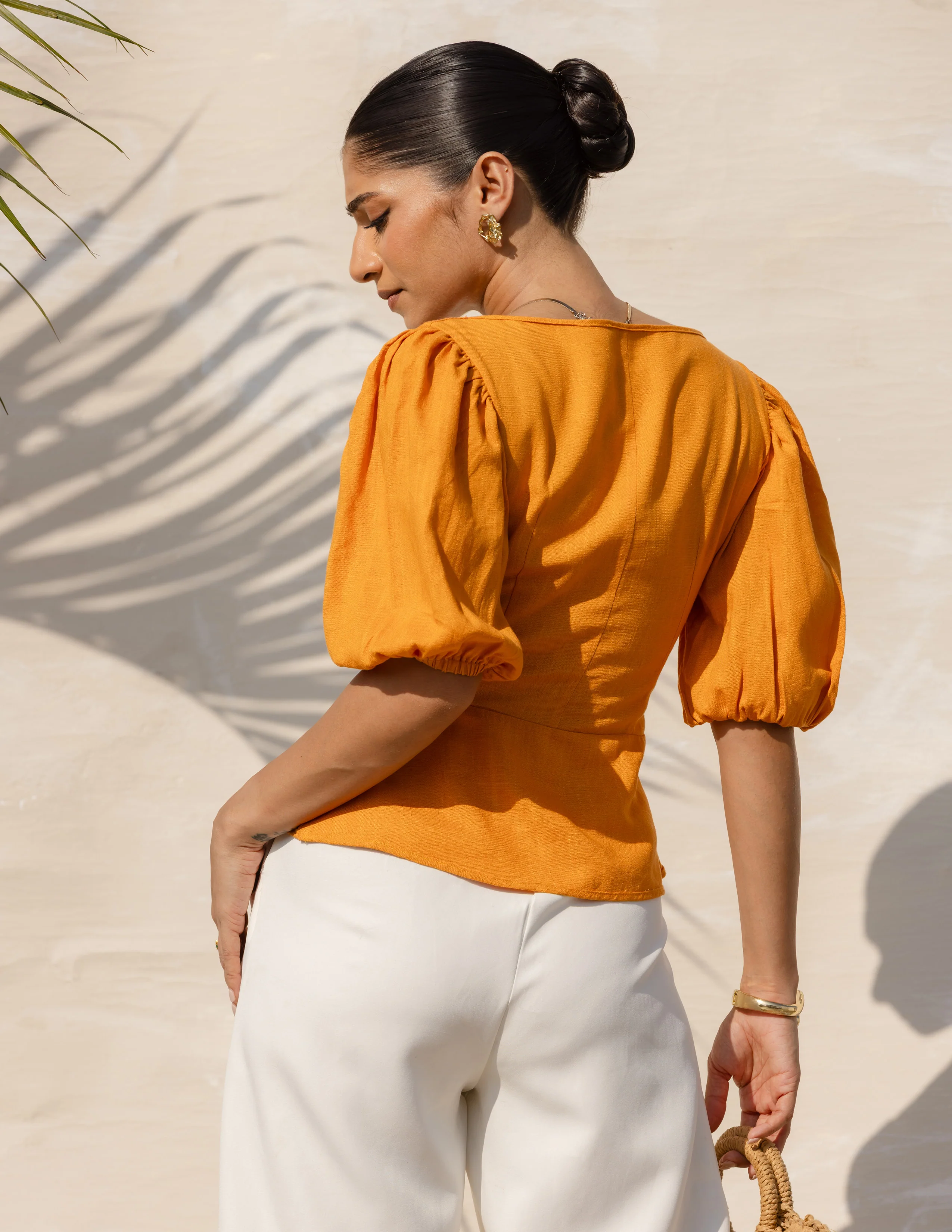 Balloon Sleeved Front Tie Up Top - Image 4