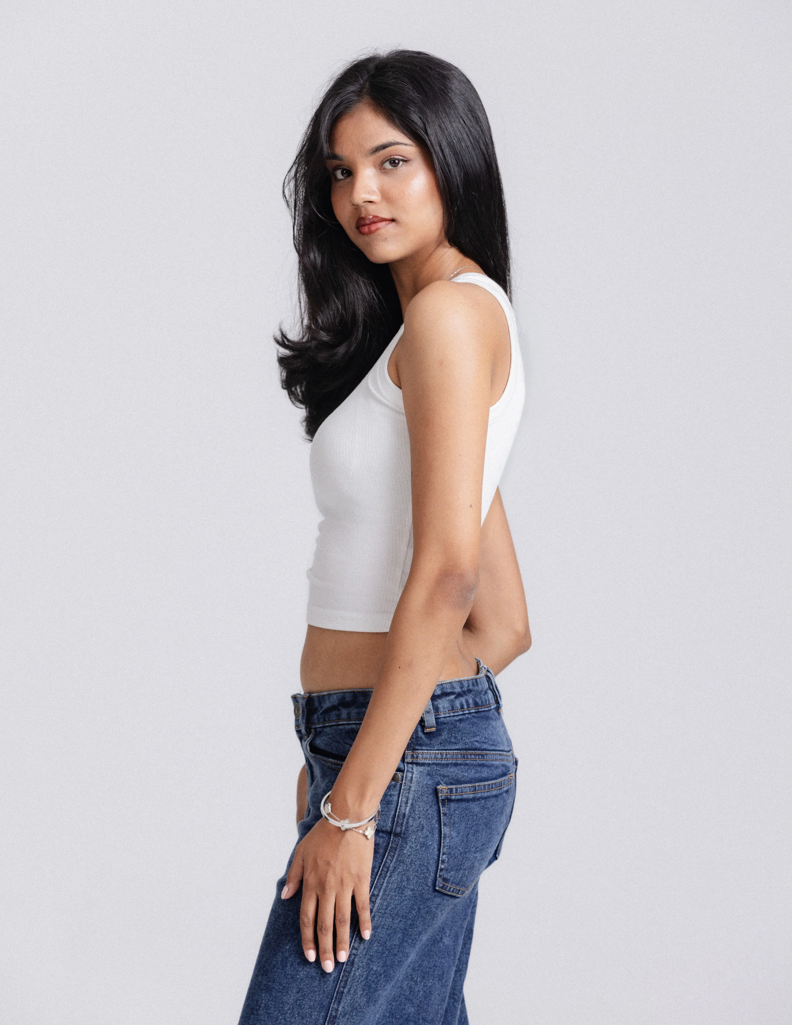 Beck High Neck Sleeveless Fitted Top - Image 2