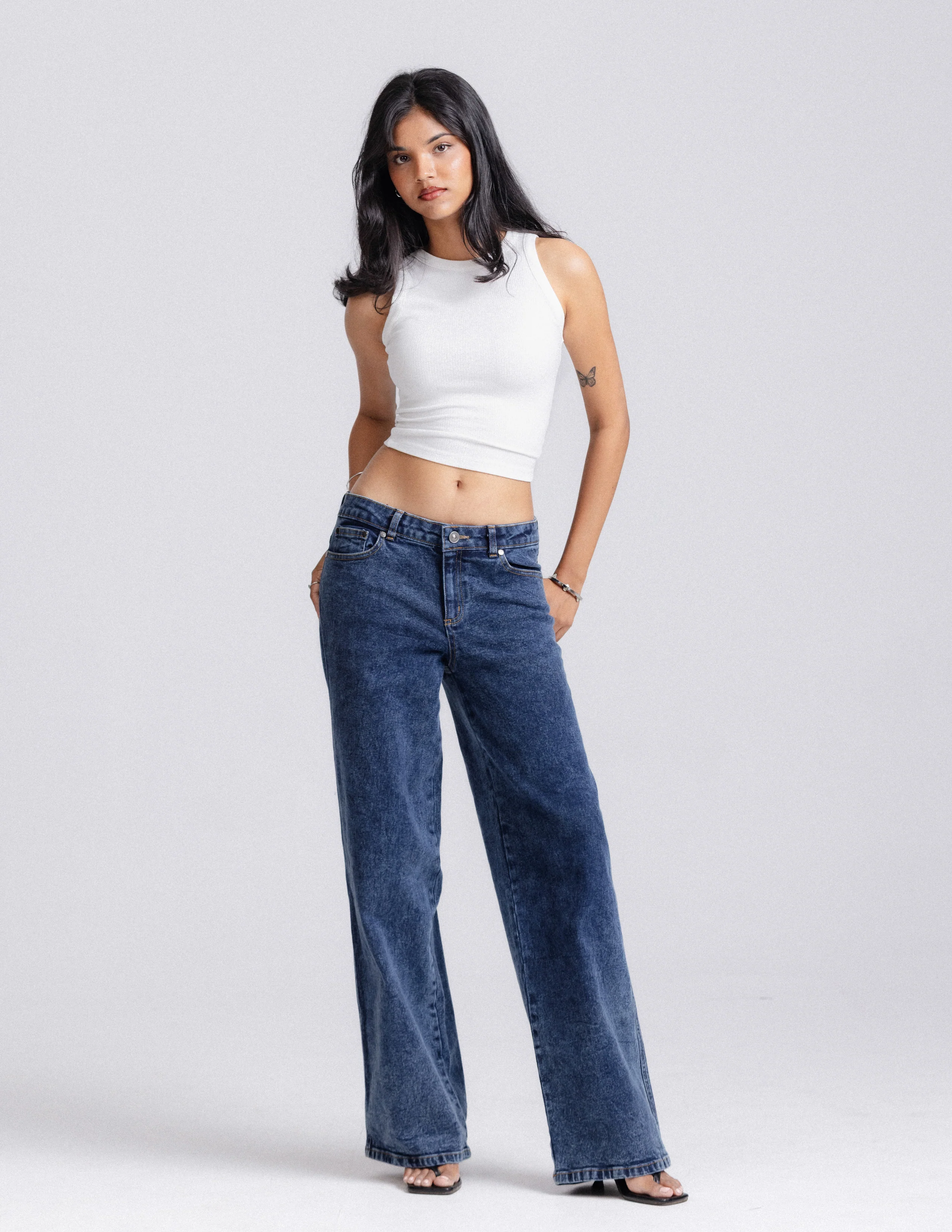 Beck High Neck Sleeveless Fitted Top - Image 4