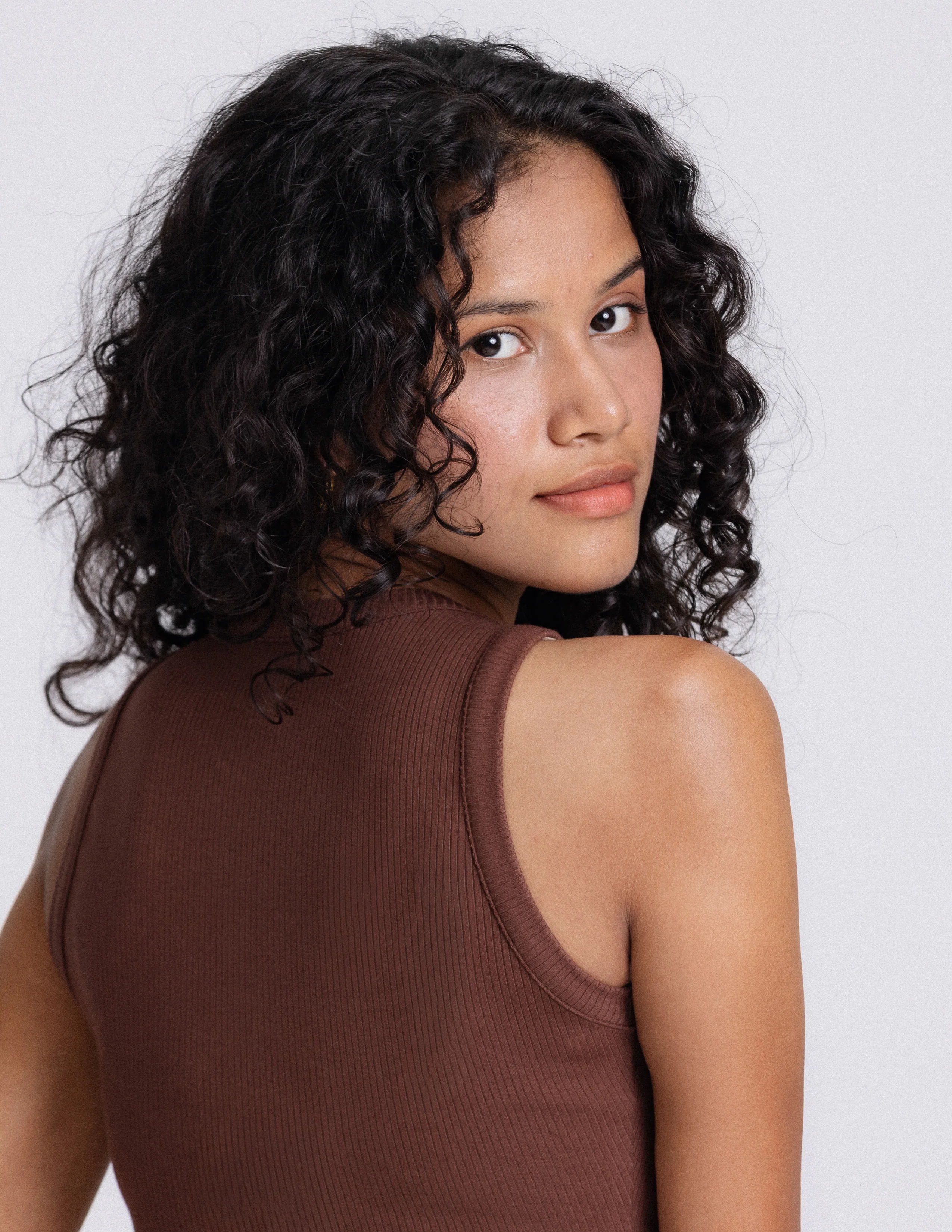 Beck High Neck Sleeveless Fitted Top - Image 4