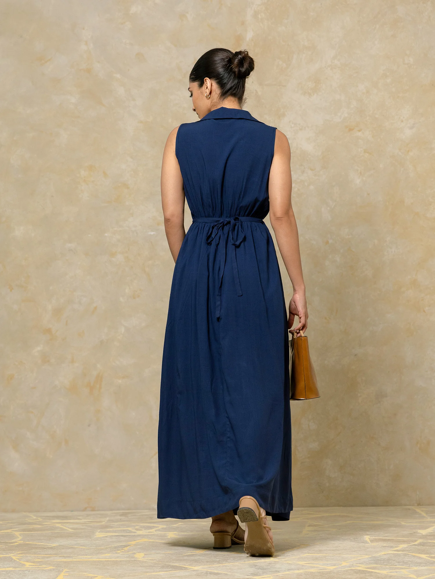 Button Down Sleeveless Maxi Dress - Image 4