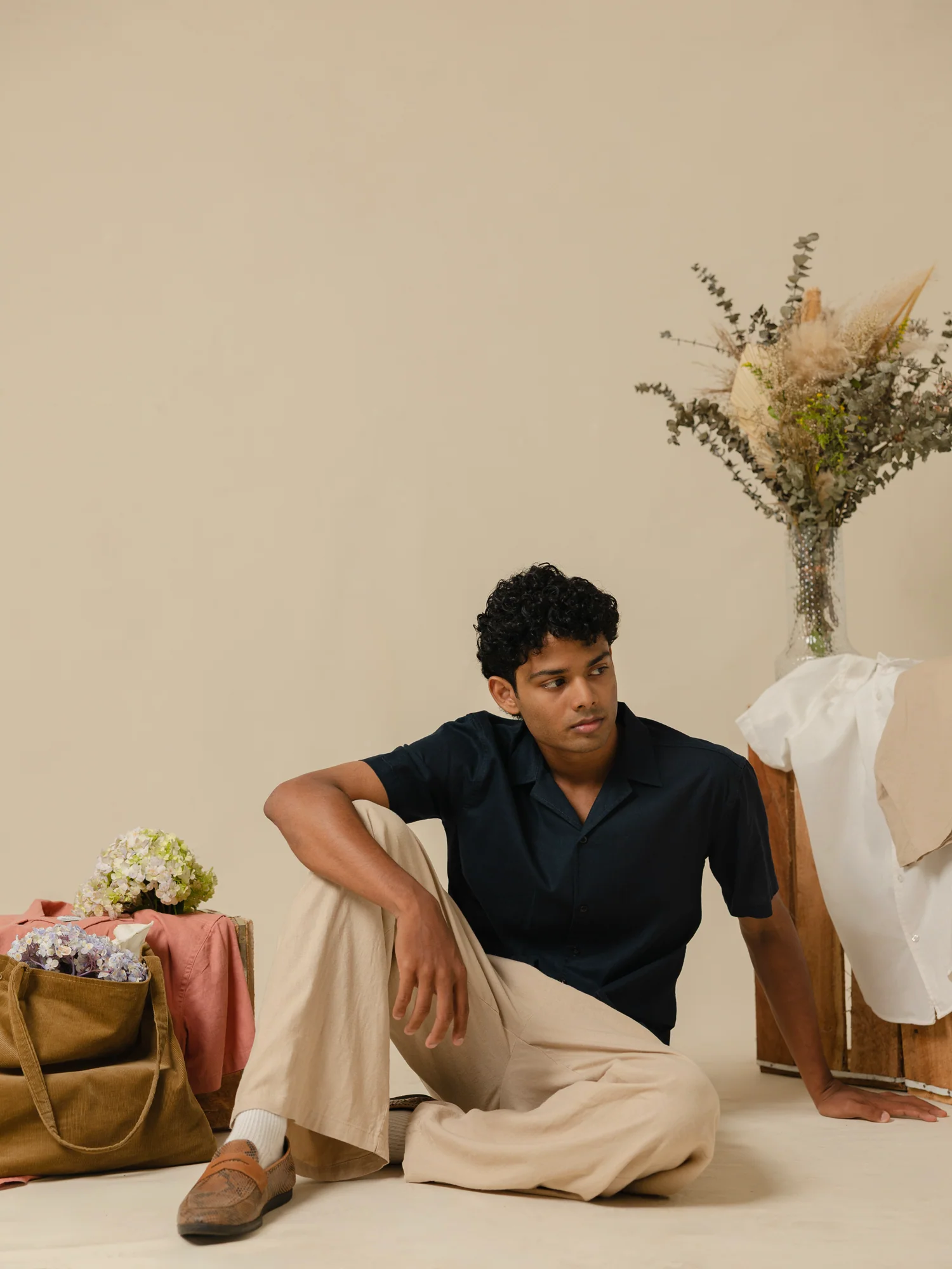 Camp collar regular fit shirt - Image 2