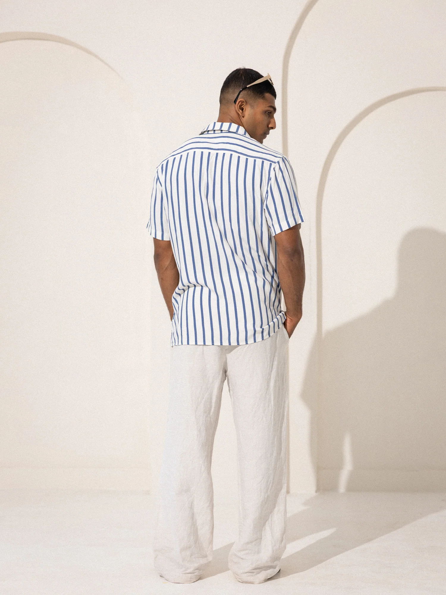 Camp collar oversized shirt - Image 4