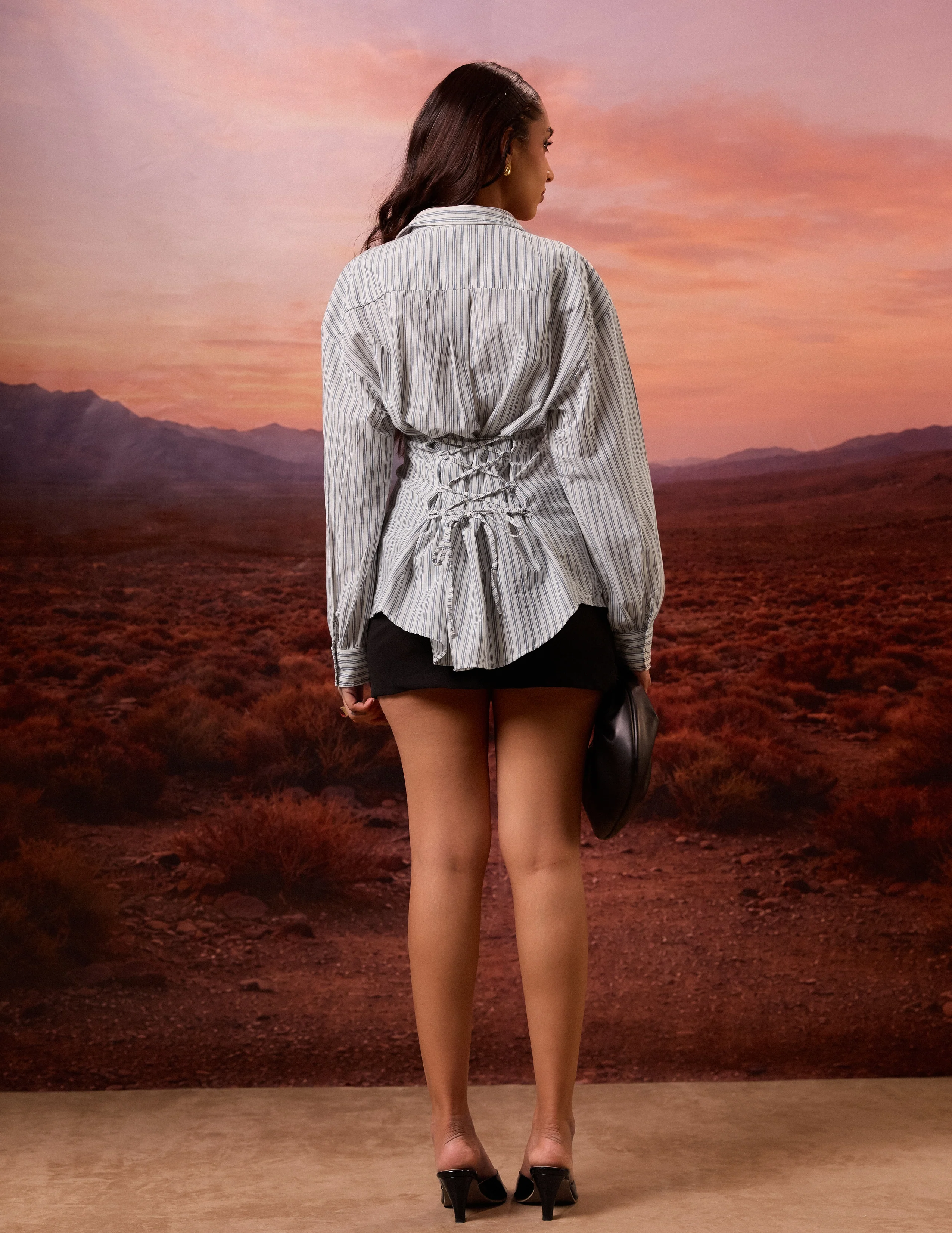 Collar Detailed Button Down Long Sleeved Top - Image 4