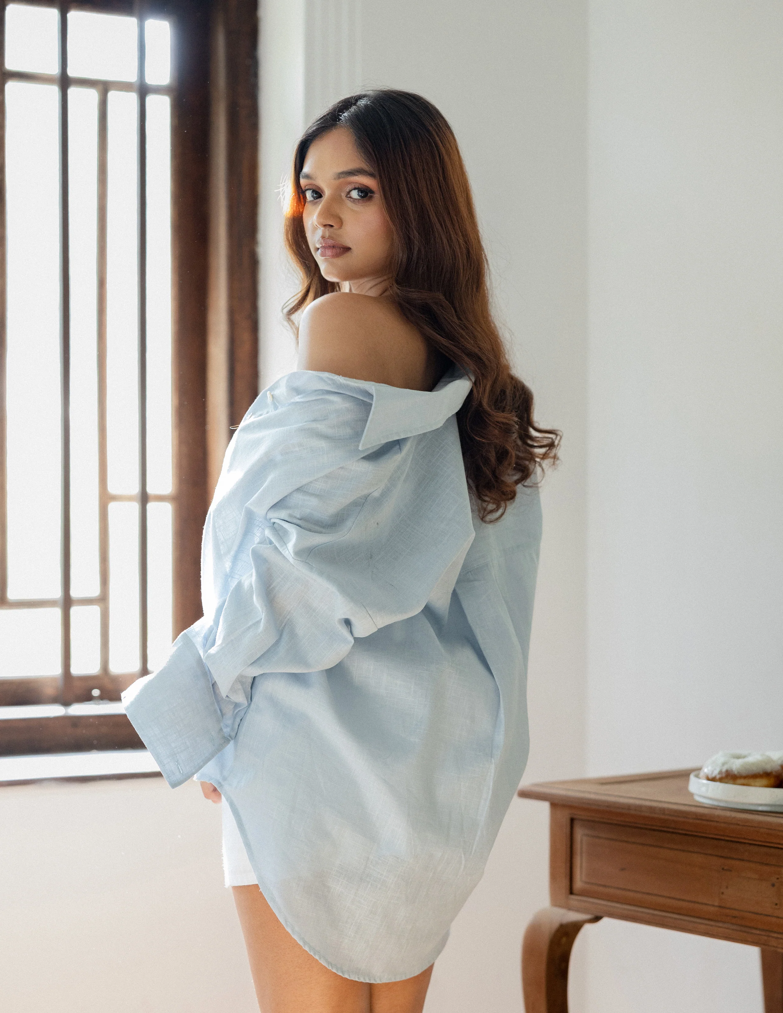 Collar Detailed Button Down Long Sleeved Top - Image 3