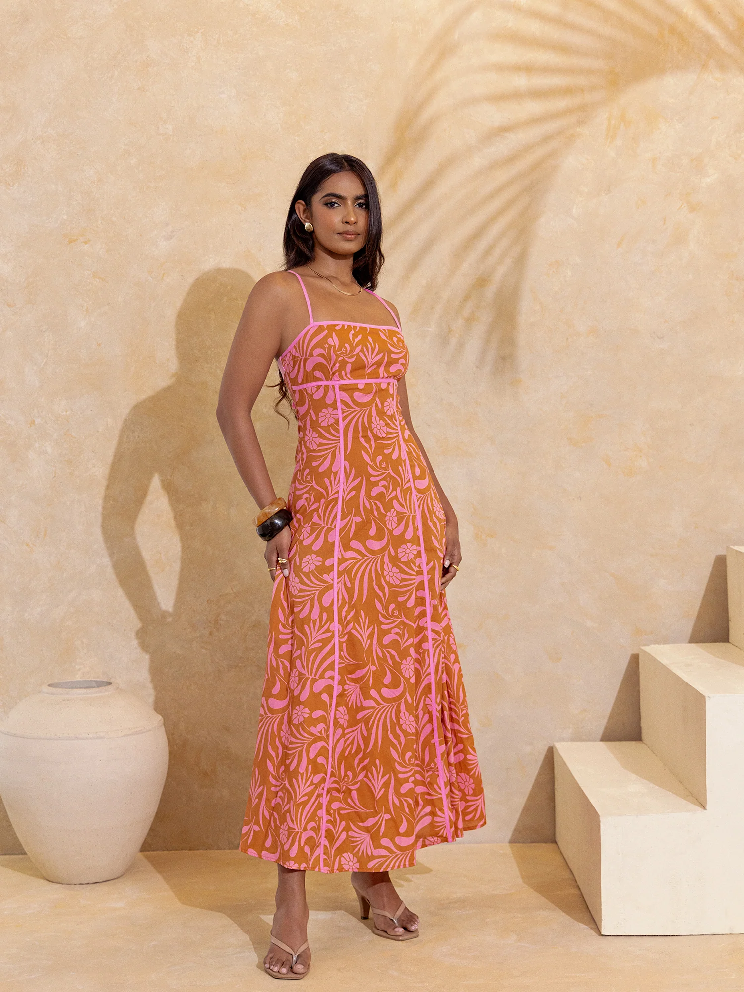 Contrast Binding Detailed Maxi Dress - Image 5