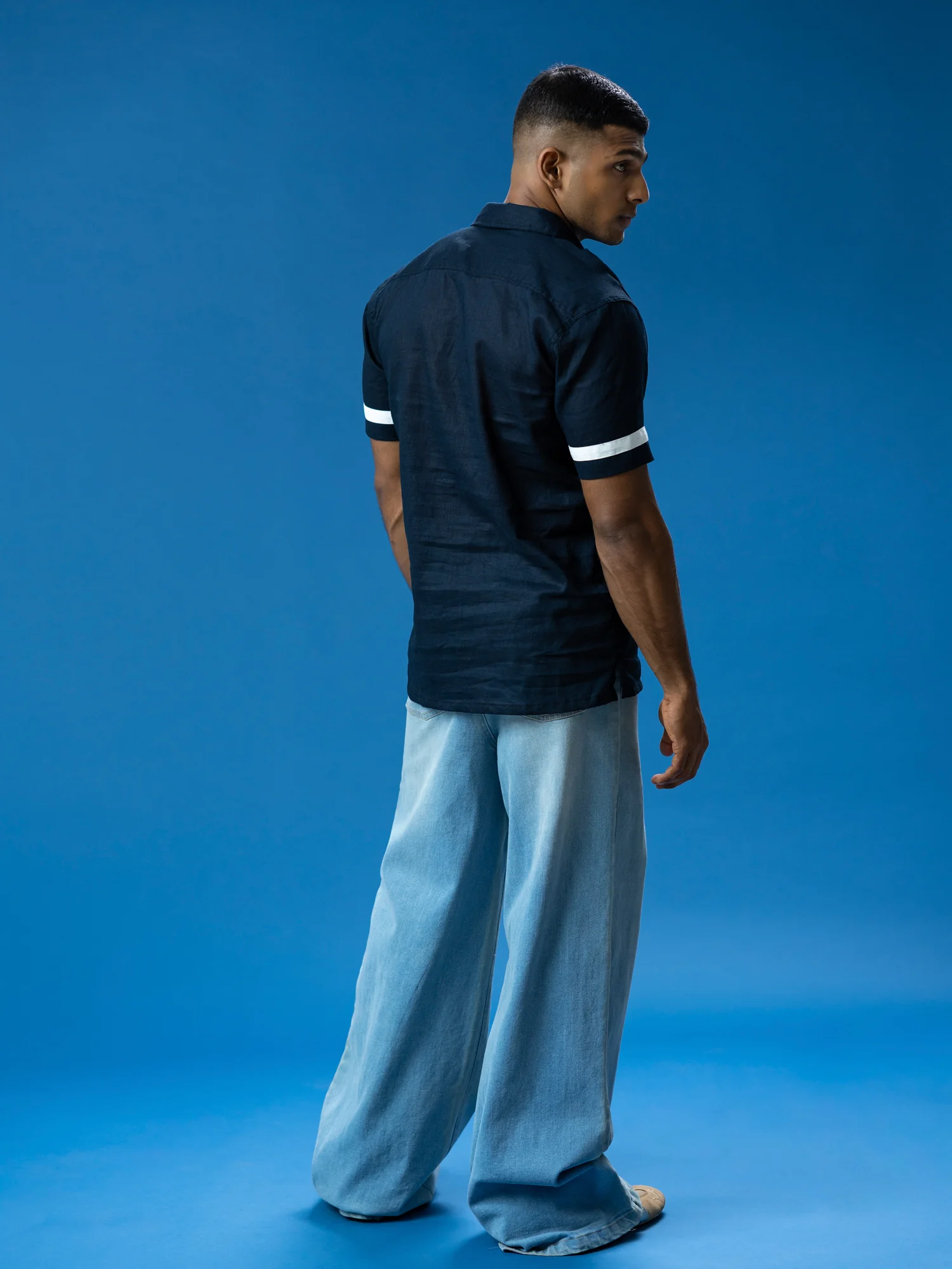 Contrasting stripe detailed shirt - Image 3