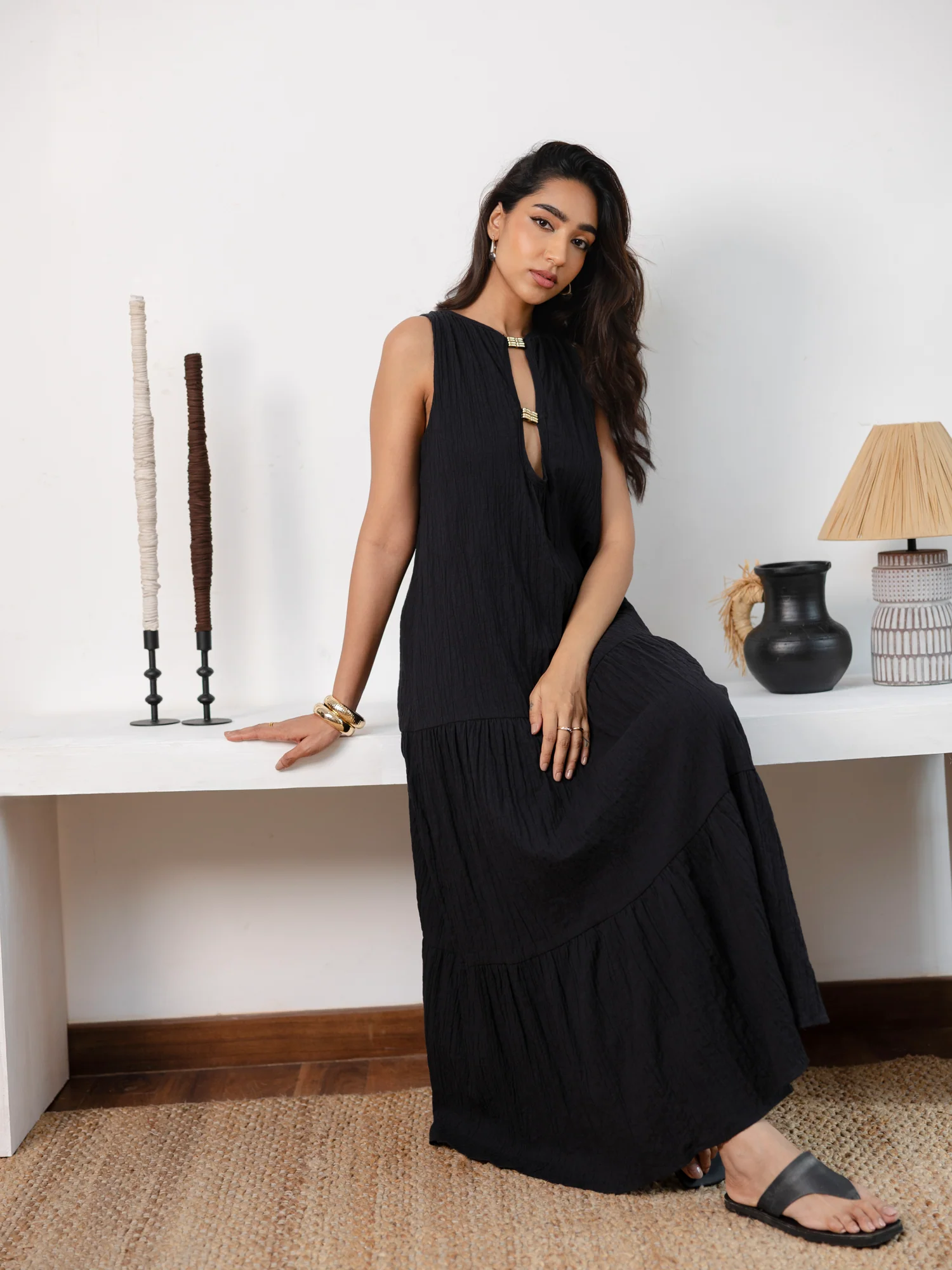 Double Key Hole Detail Maxi Dress - Image 4