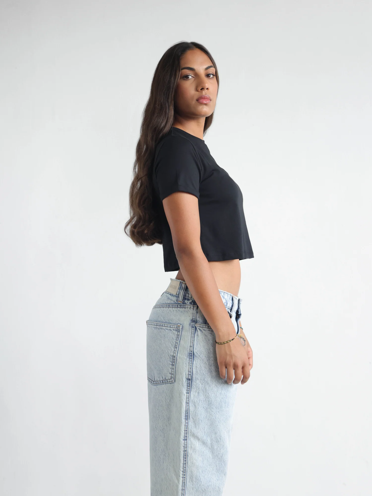 Folded Sleeved Crop T Shirt - Image 3