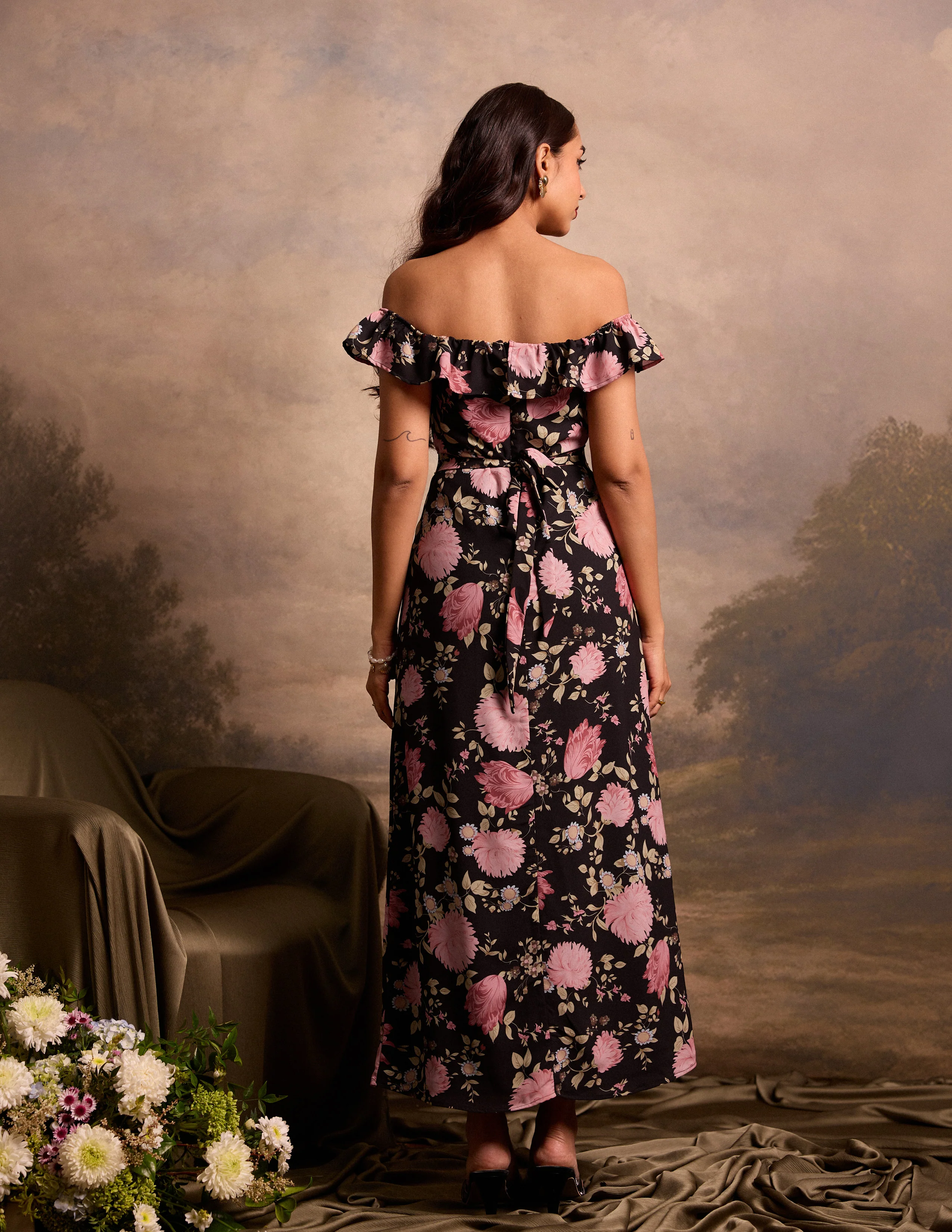 Frill Detail Printed Maxi Dress - Image 4
