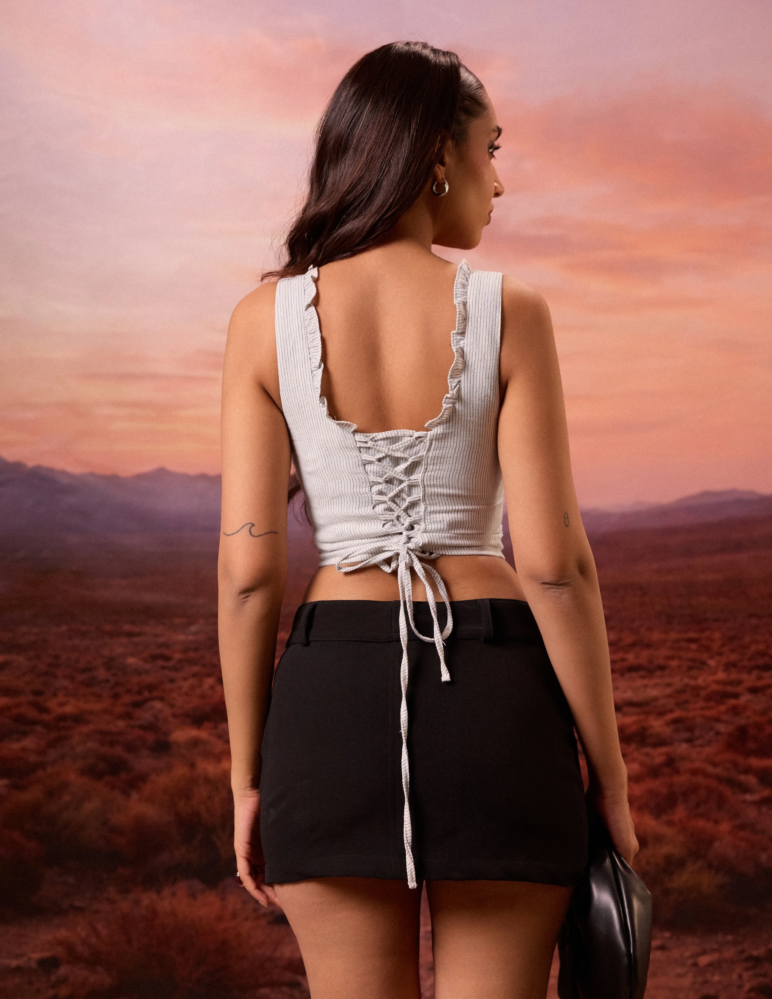 Frill Detailed Back Tie Up Top - Image 4
