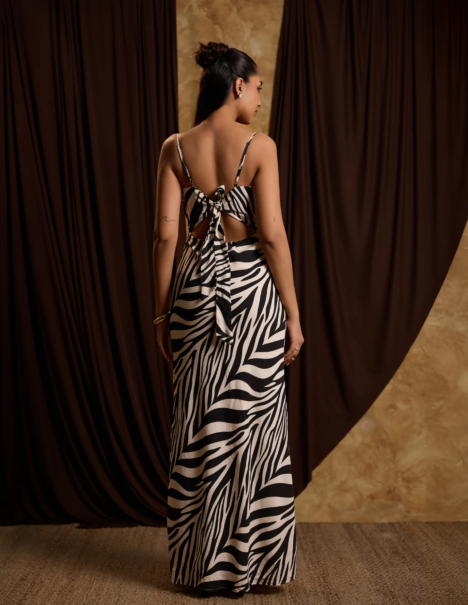 Front Cowl Neck Printed Maxi Dress - Image 3