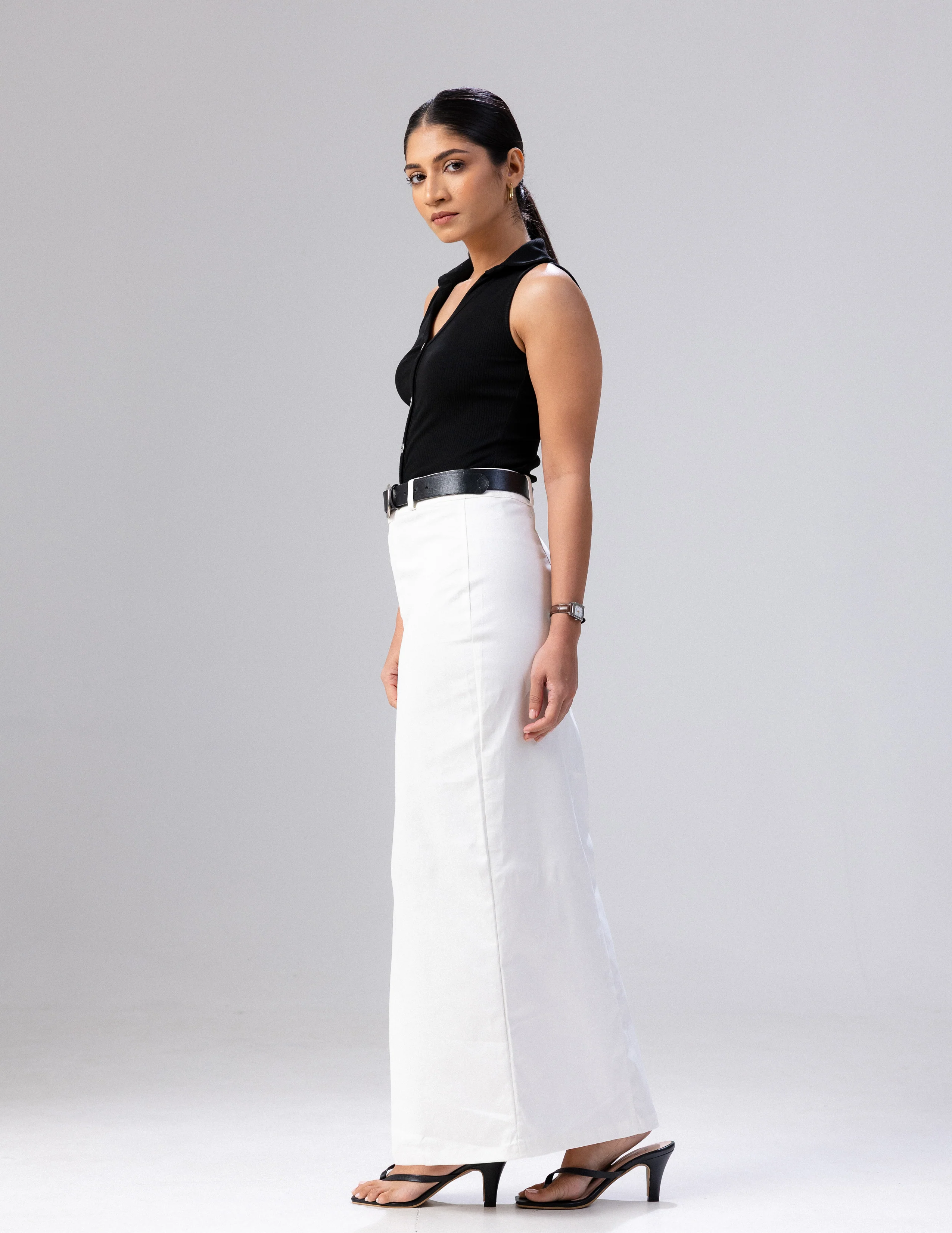 Front Slit Detailed Maxi Skirt - Image 4