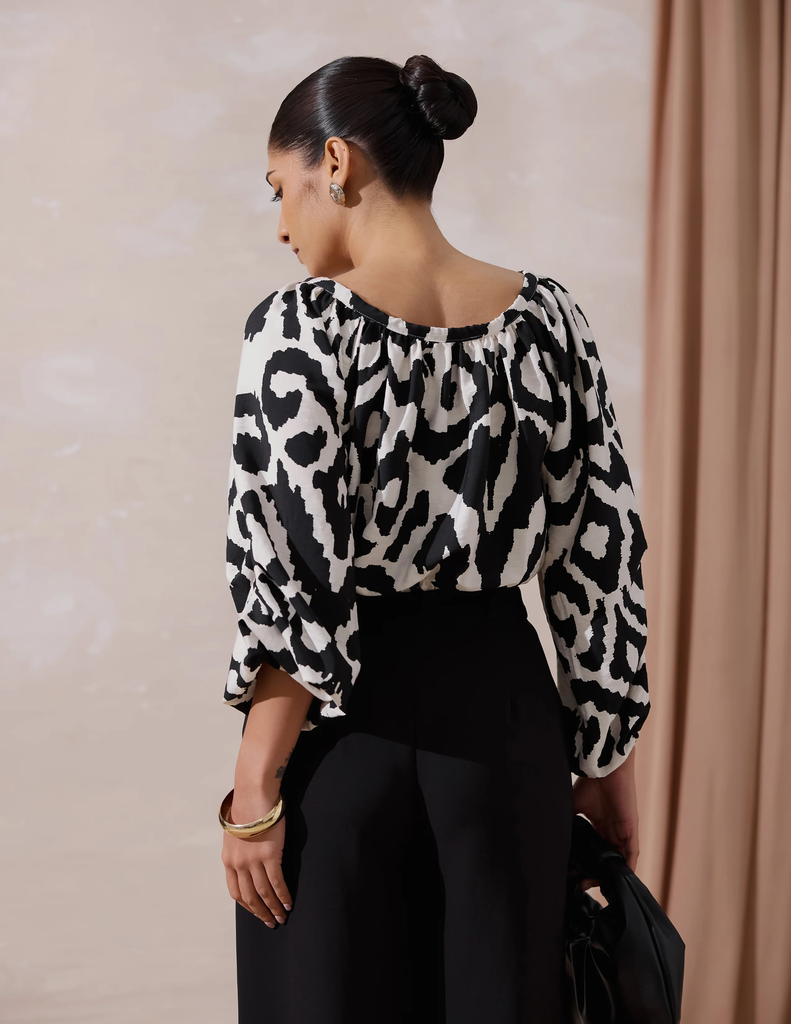 Front Tie Up Waist Elasticated Ranglan Sleeved Top - Image 4