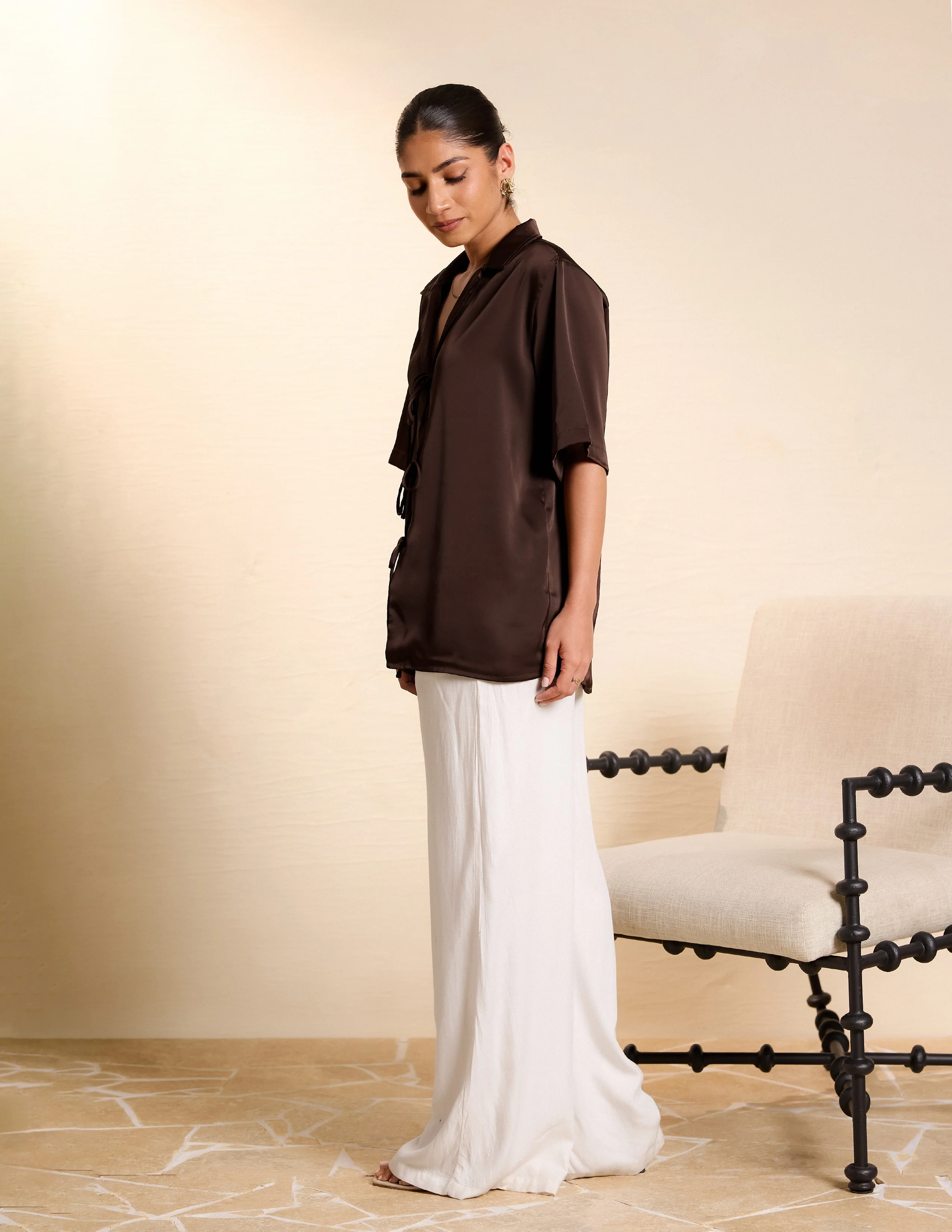 Front Tieup Detail Top - Image 3