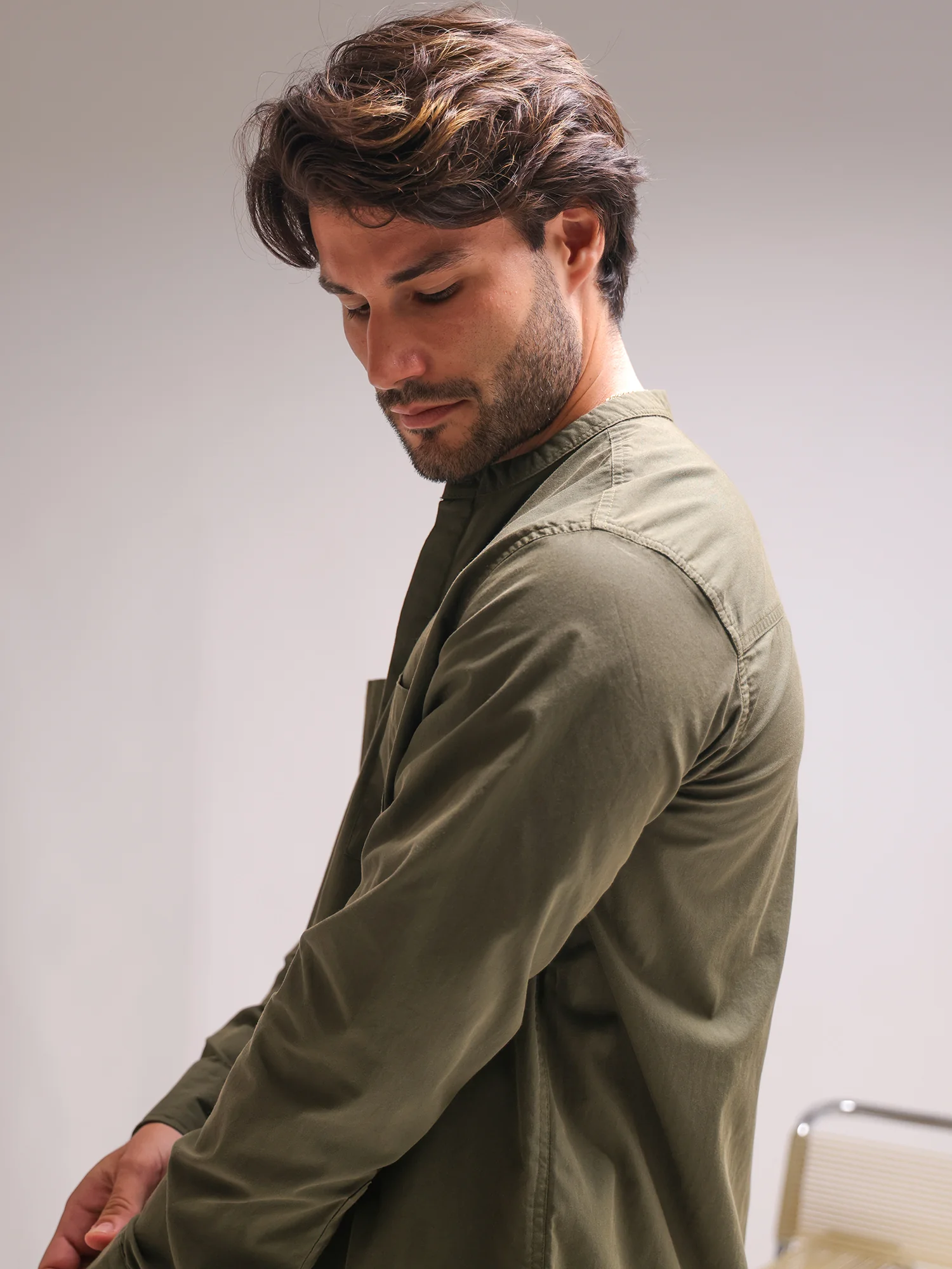 Hidden placket detailed oversize shirt - Image 5