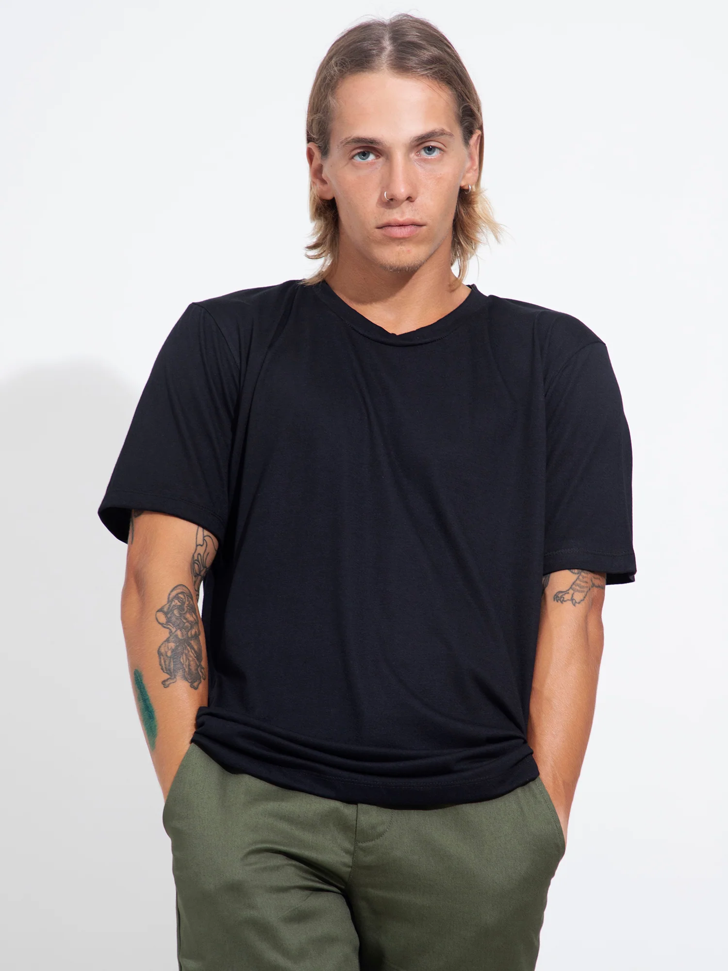 Law cut T-shirt - Image 4