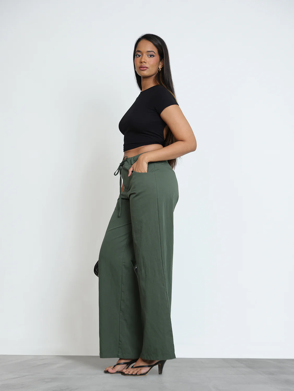 Low Waist Cargo Pant - Image 3