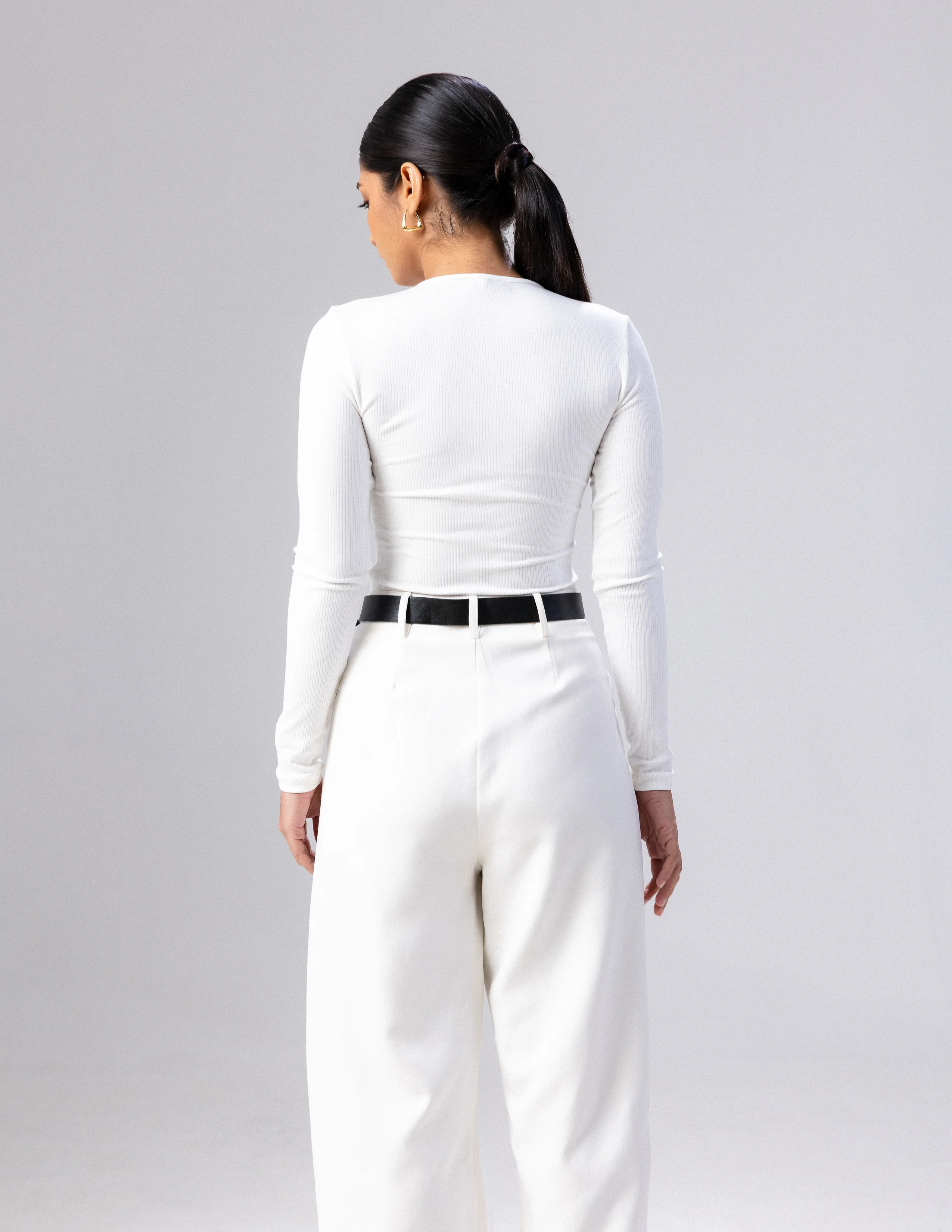 Long Sleeved Body Fitted Top - Image 3