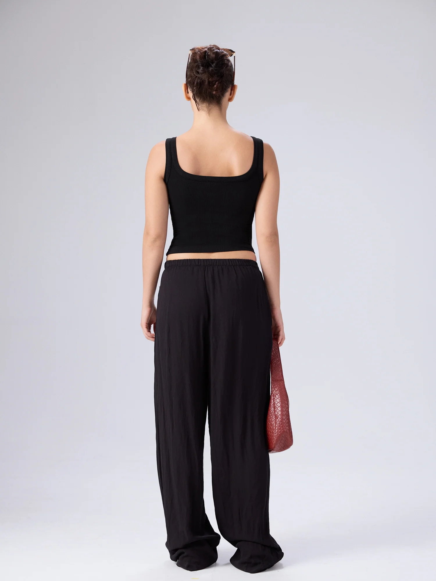 Lucy Scoope Neck Fitted Top - Image 3