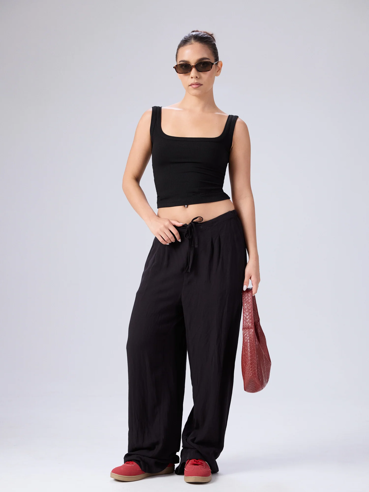 Lucy Scoope Neck Fitted Top - Image 4