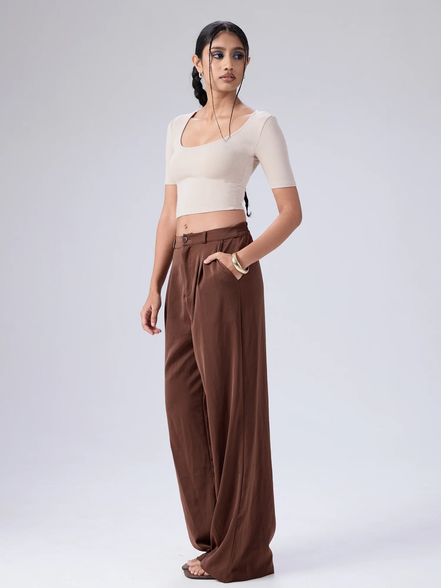 Nora Round Neck Short Sleeved Top - Image 3