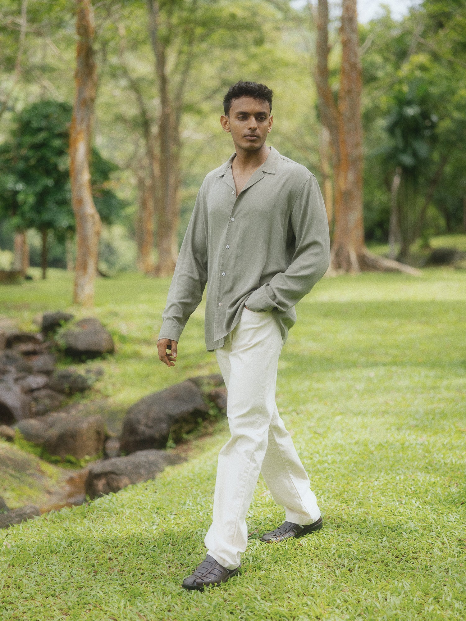 Oversized camp collar shirt - Image 5