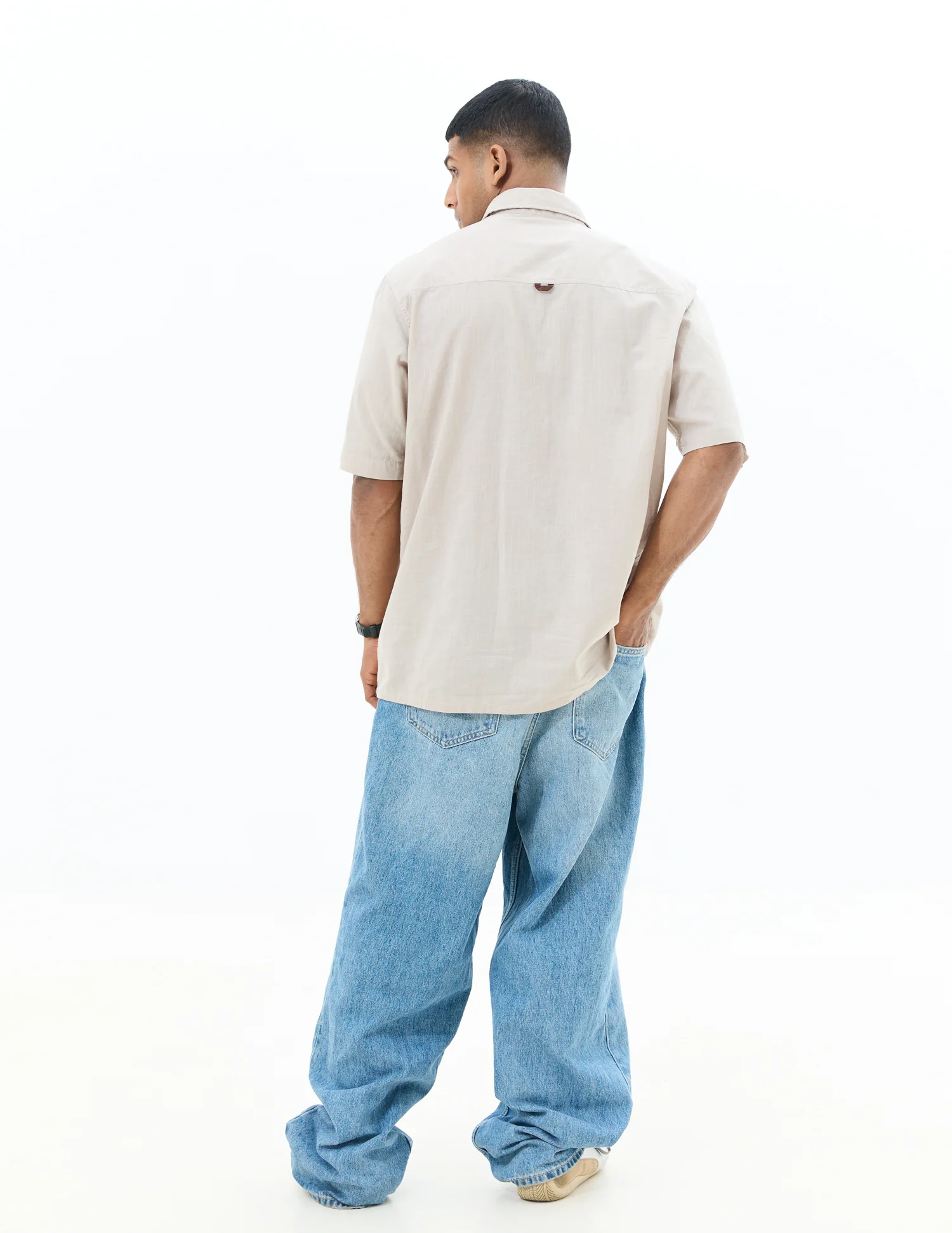 Oversized center back loop detail shirt - Image 2