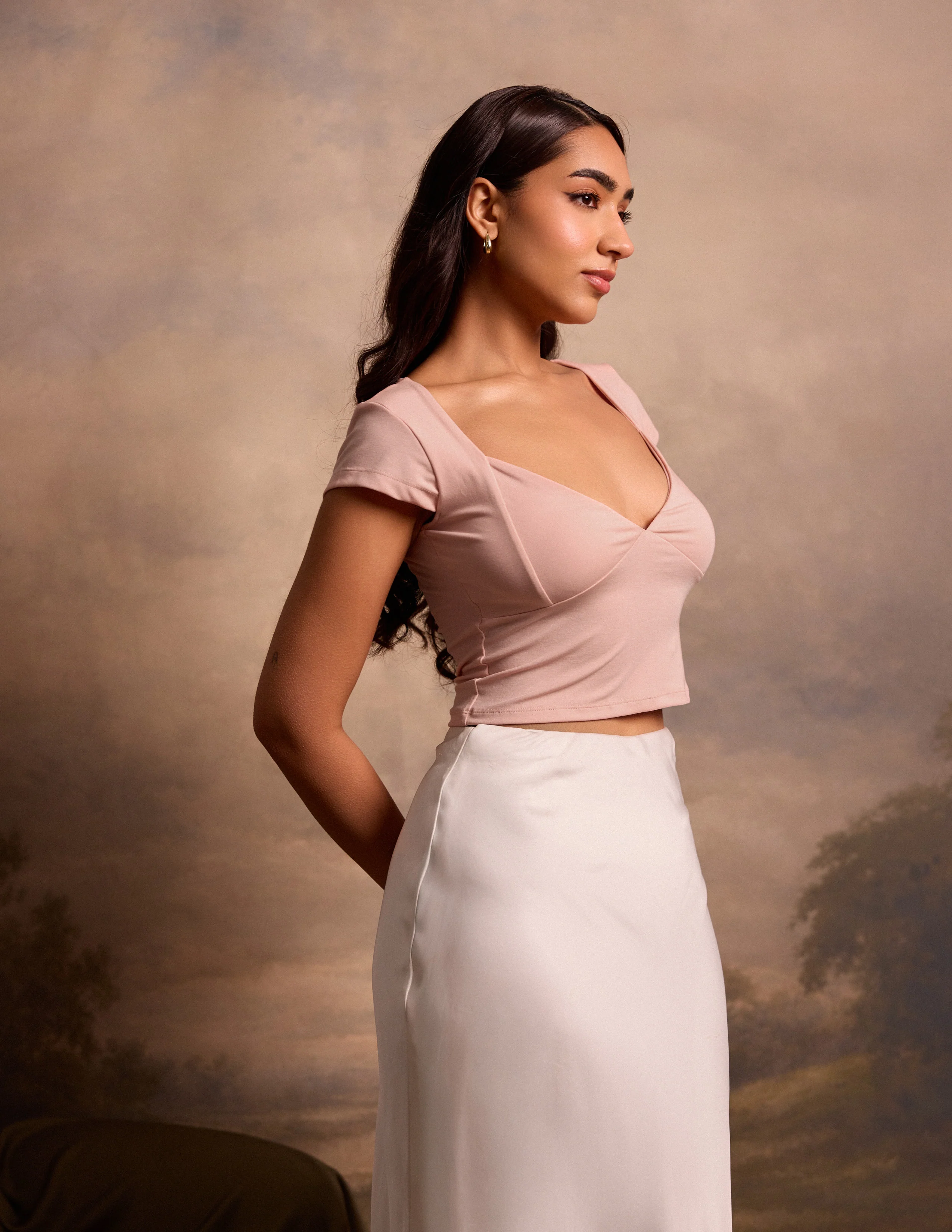 Plunge Neckline Fitted Top - Image 3