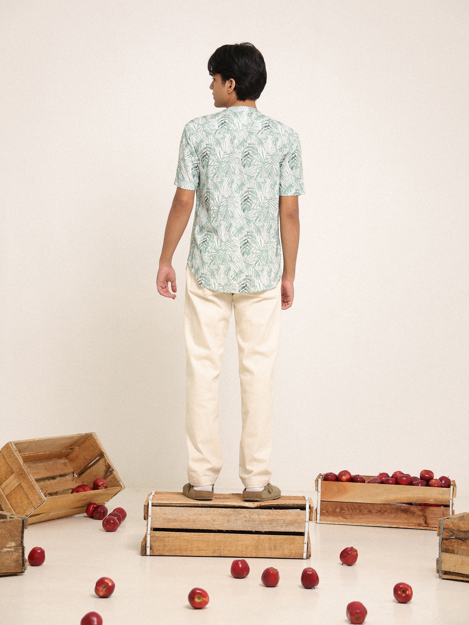 Printed detailed regular fit shirt - Image 6
