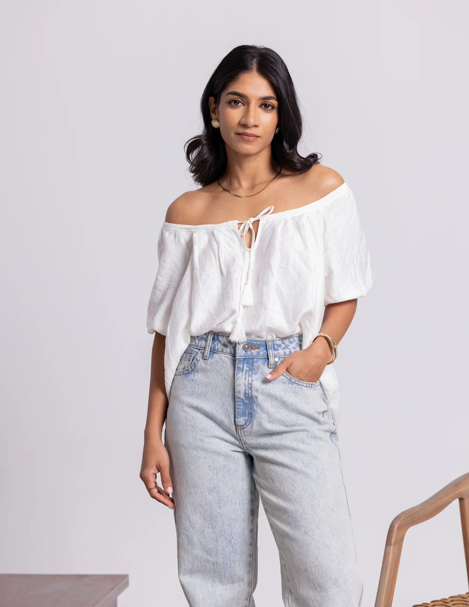 Puff Sleeved Loose Fit  Top - Image 3