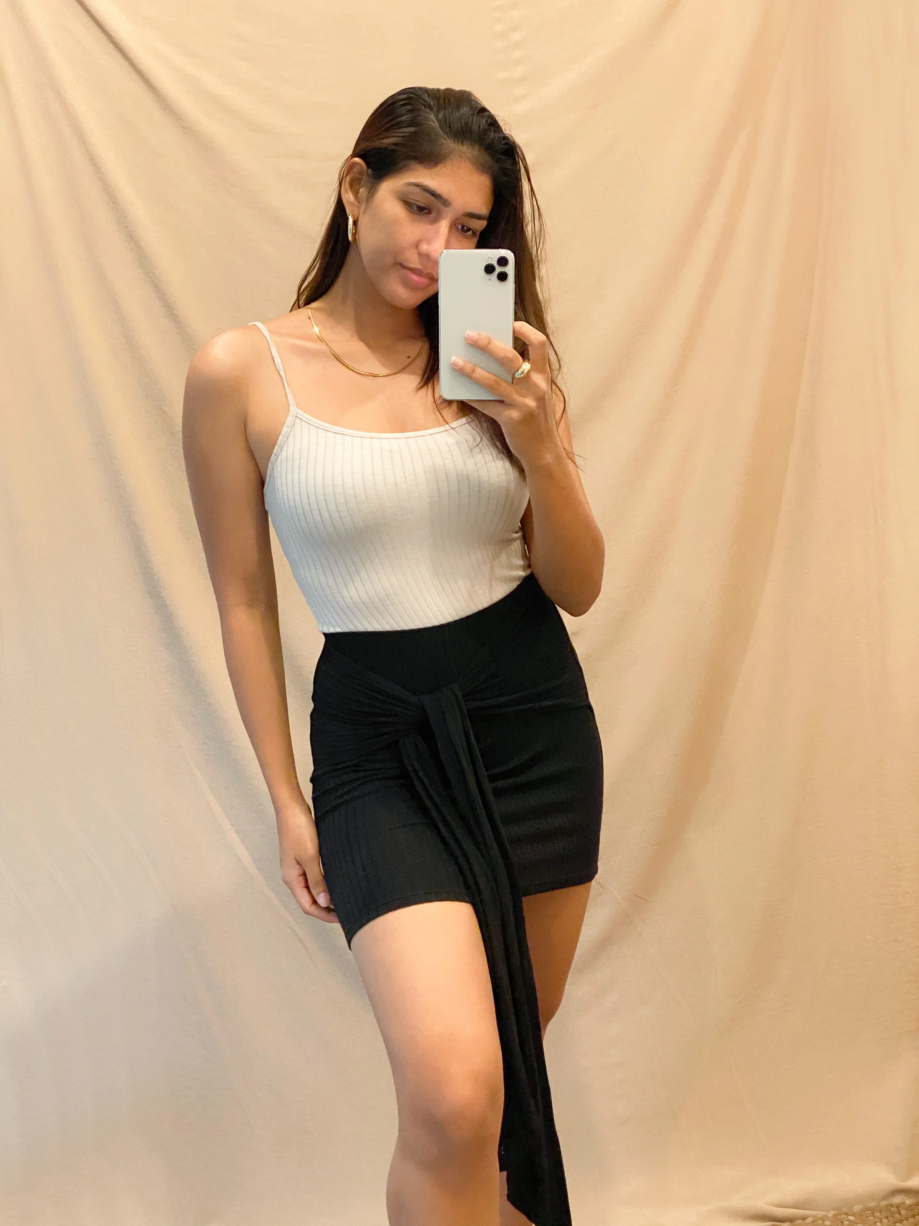 Round  Neck  Bodysuit - Image 5