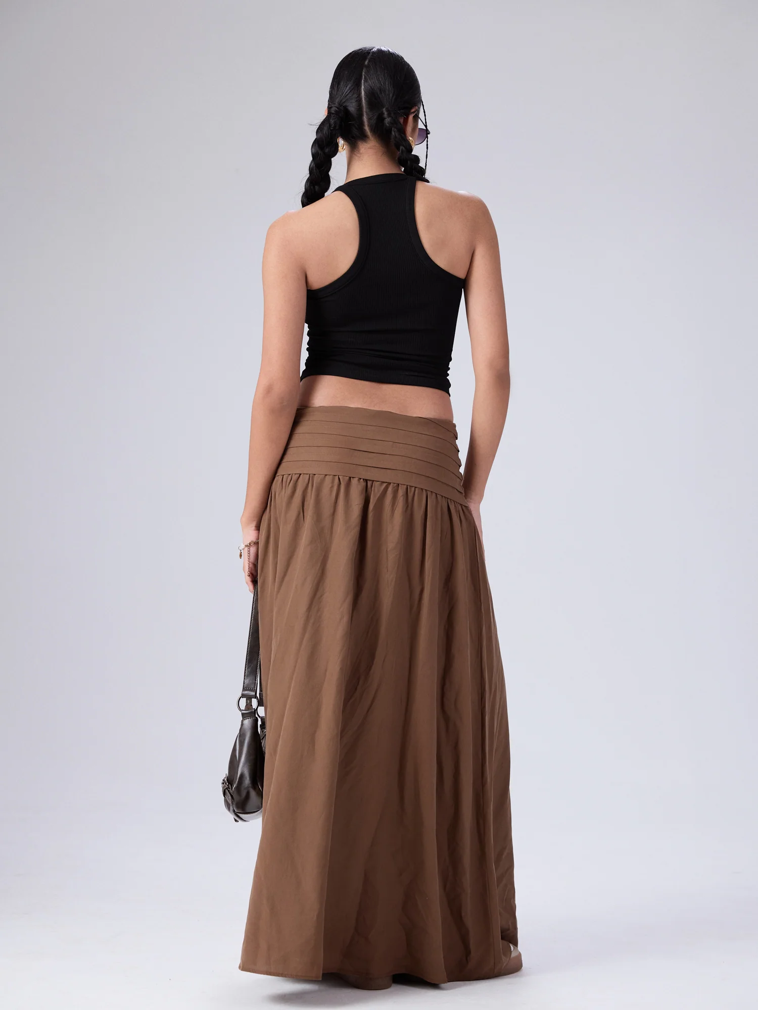 Shae Halter Neck Sleeveless Fitted Top - Image 3