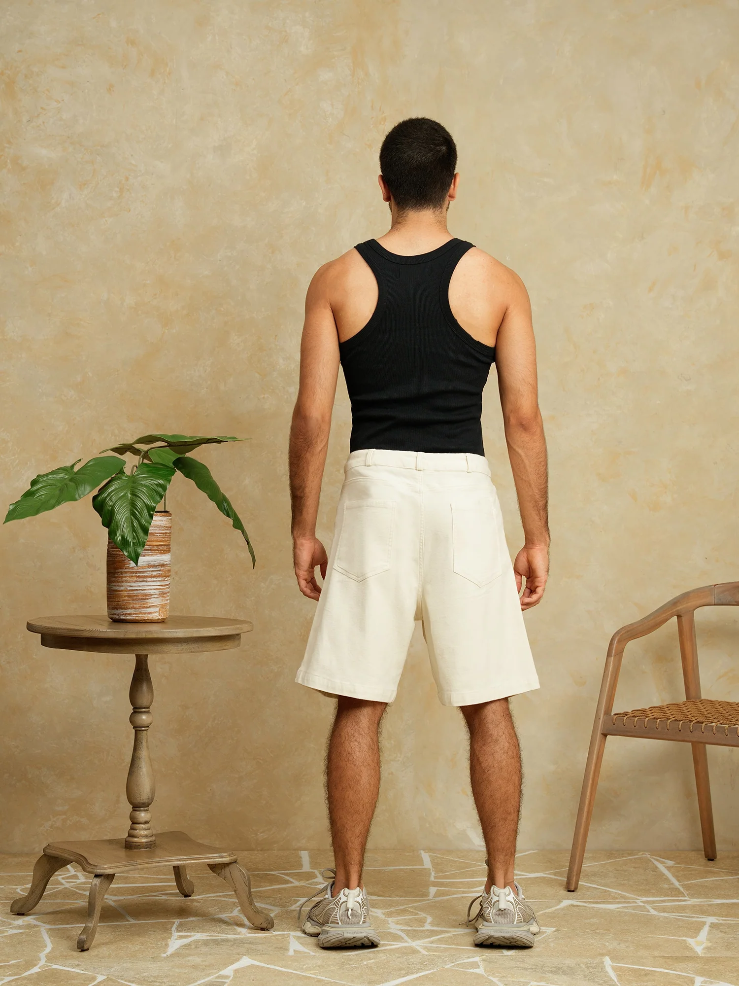 Basic Short - Image 3