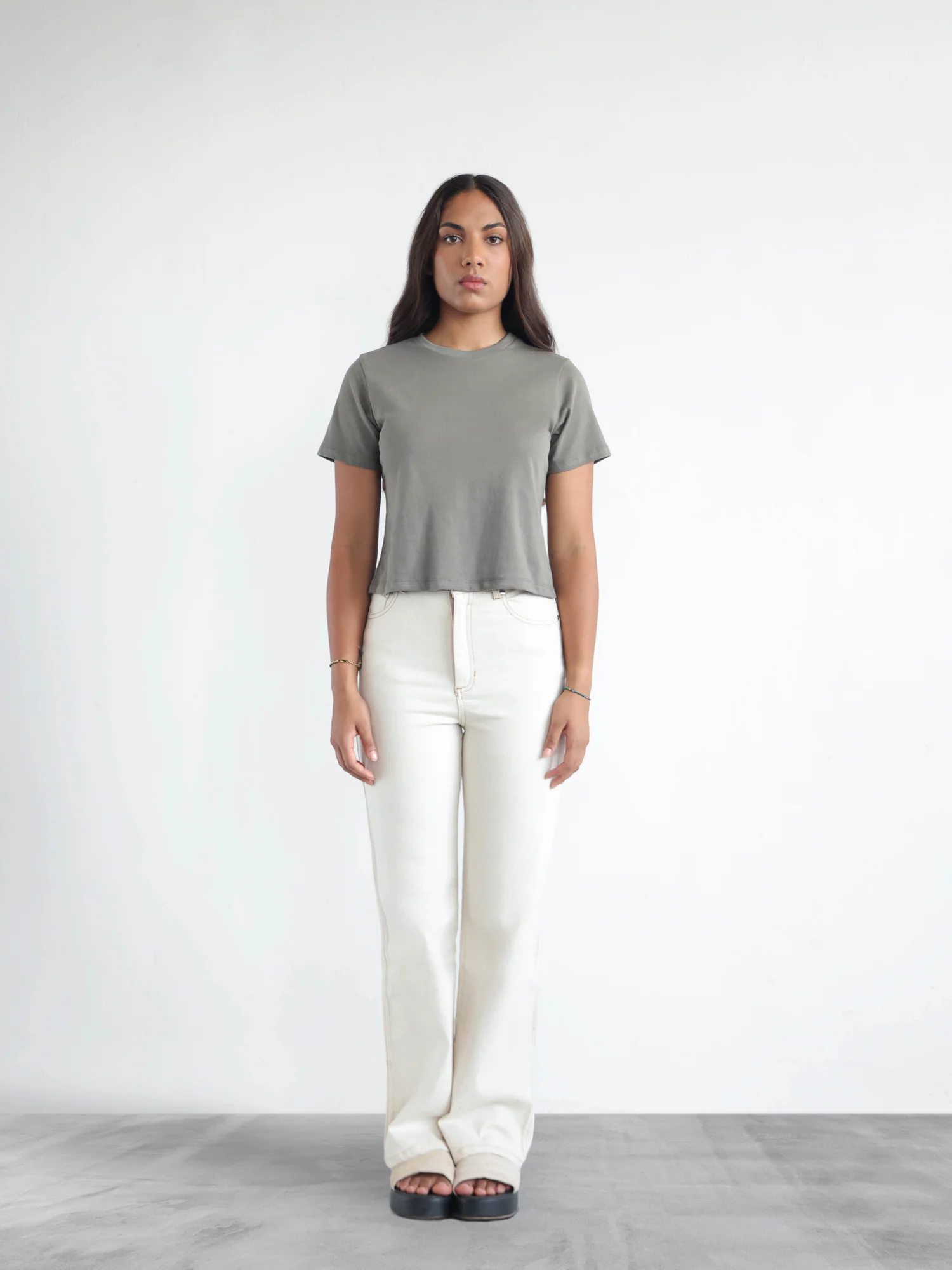 Short Sleeved Crop T Shirt - Image 4