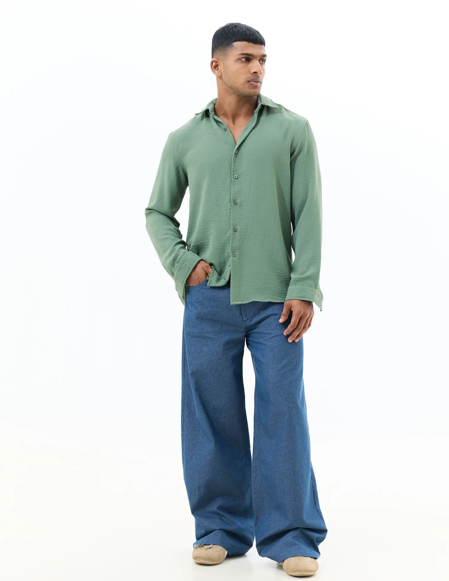 Slim fit button down shirt