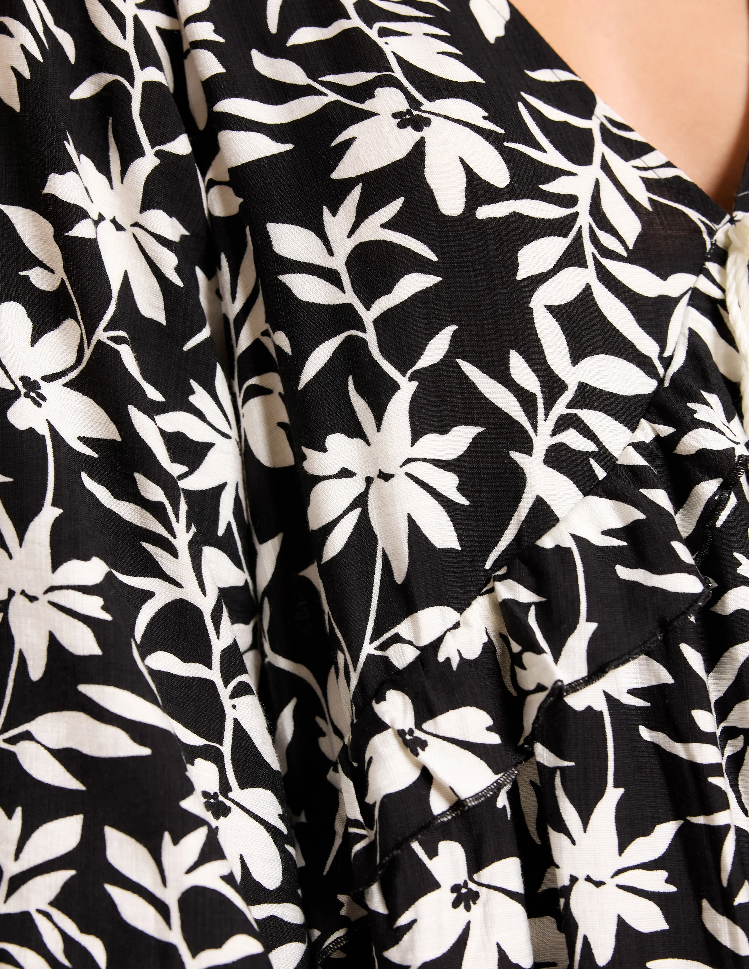 Tassel Detail Mini Dress - Image 3